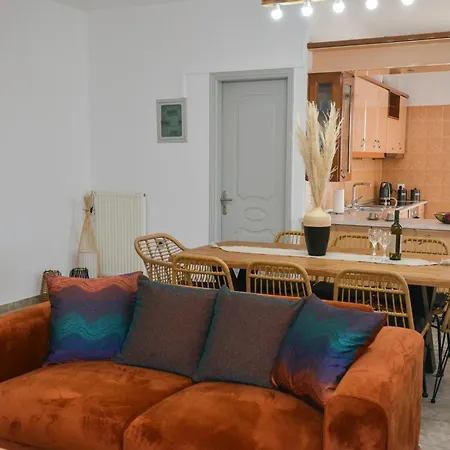 Holiday home Eleftheria House *