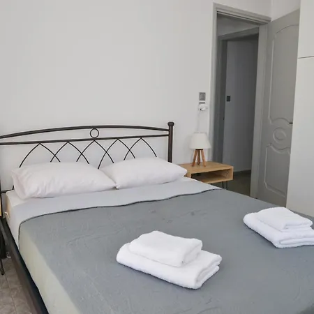 別荘 Eleftheria House *