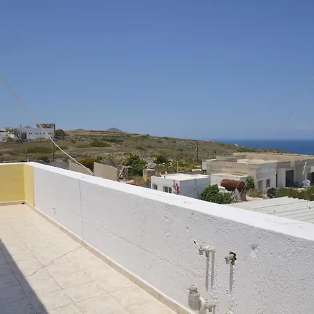 Eleftheria House * Mytakas