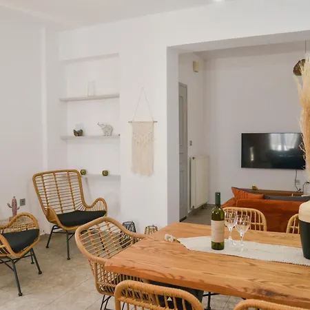 Eleftheria House 別荘 Mytakas