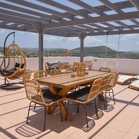 Eleftheria House Mytakas