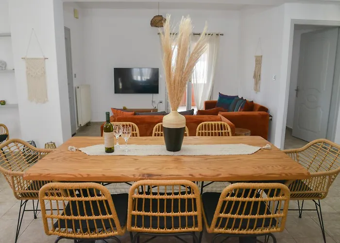 Feriehus Eleftheria House Mytakas