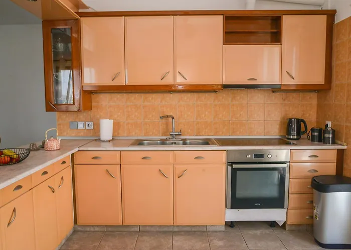 Feriehus Eleftheria House Mytakas