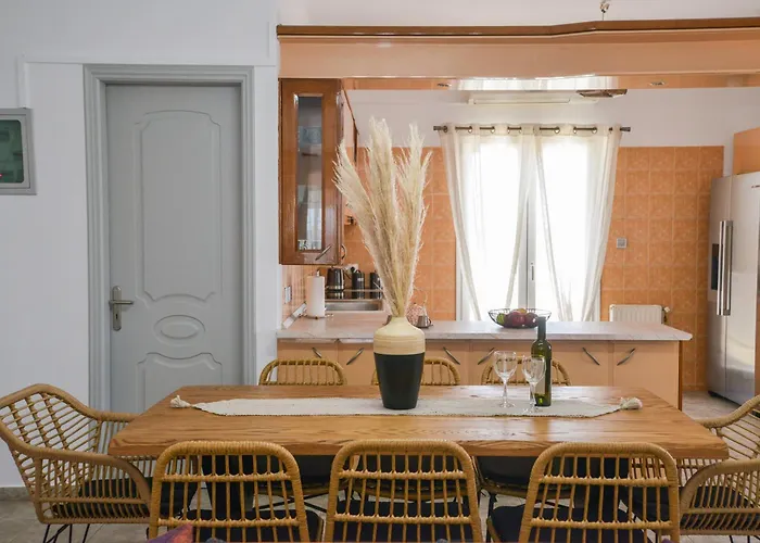 Feriehus Eleftheria House Mytakas