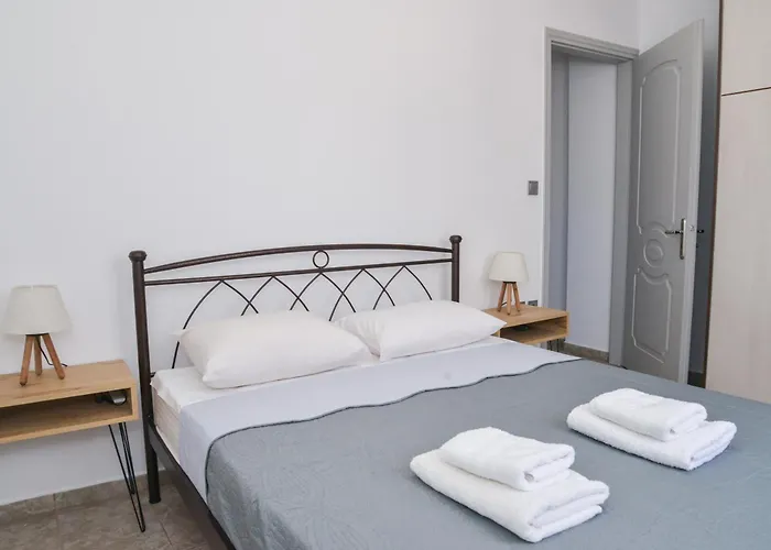 Eleftheria House Feriehus *