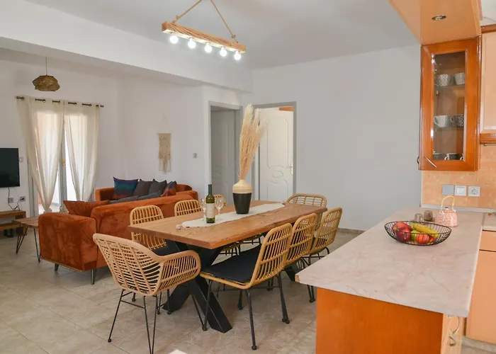 Feriehus Eleftheria House *