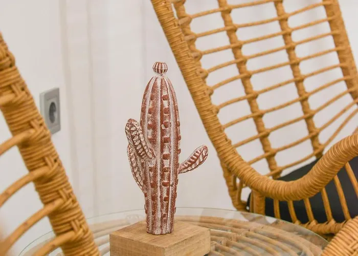 Eleftheria House * Mytakas